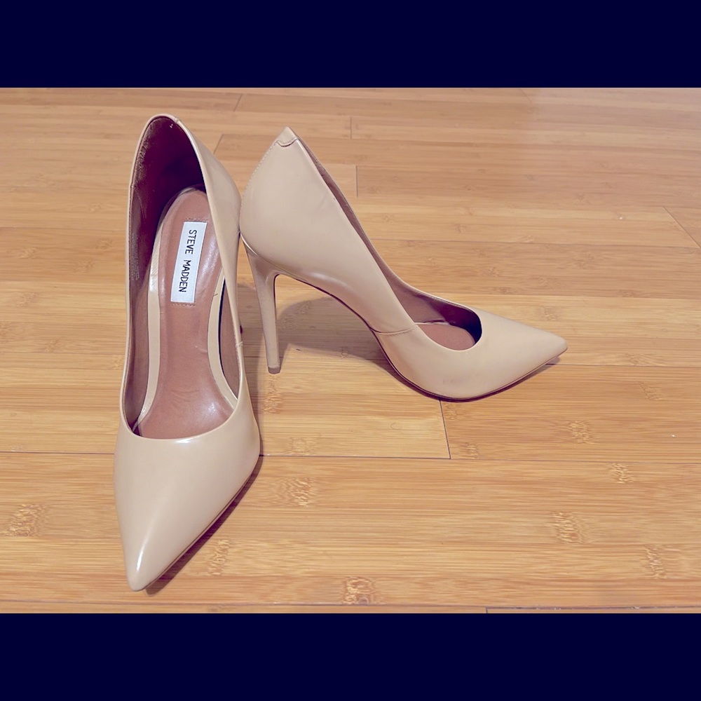 Steve Madden Nude Heels